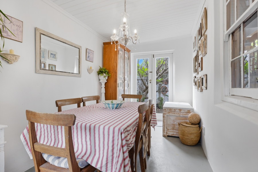 2 Bedroom Property for Sale in Tamboerskloof Western Cape